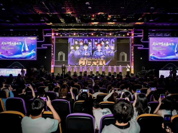 儘管在國外 儘管在國外